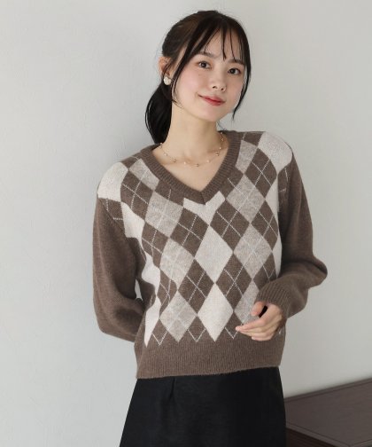 【SALE】Ｖネックアーガイルニット