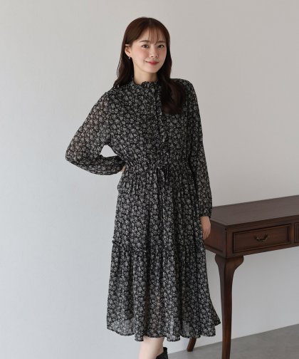 フロントフリルワンピース
