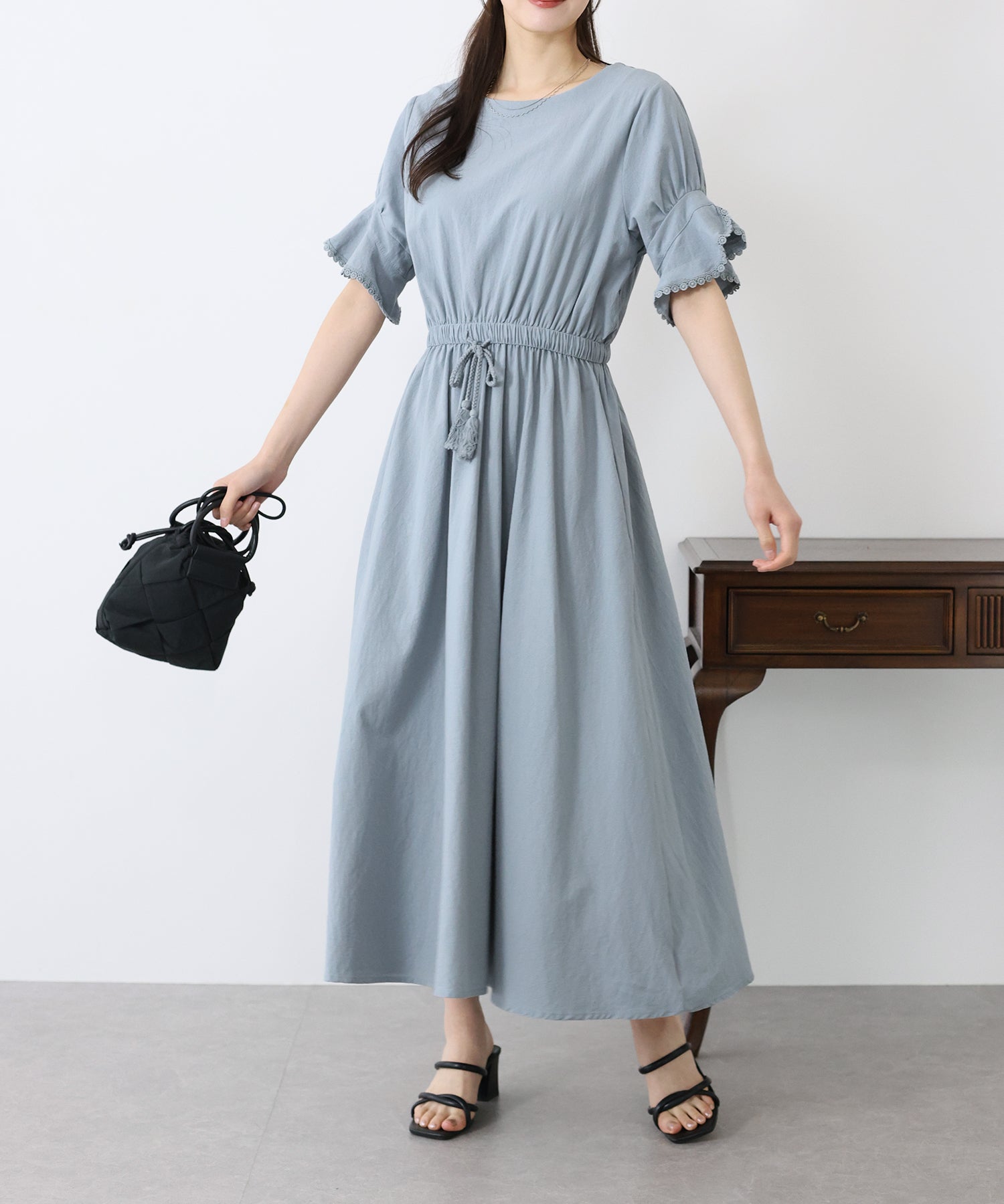 【SALE】袖レースドロストワンピース