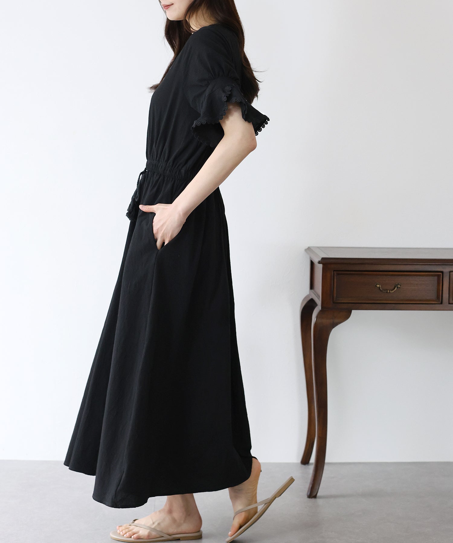 【SALE】袖レースドロストワンピース