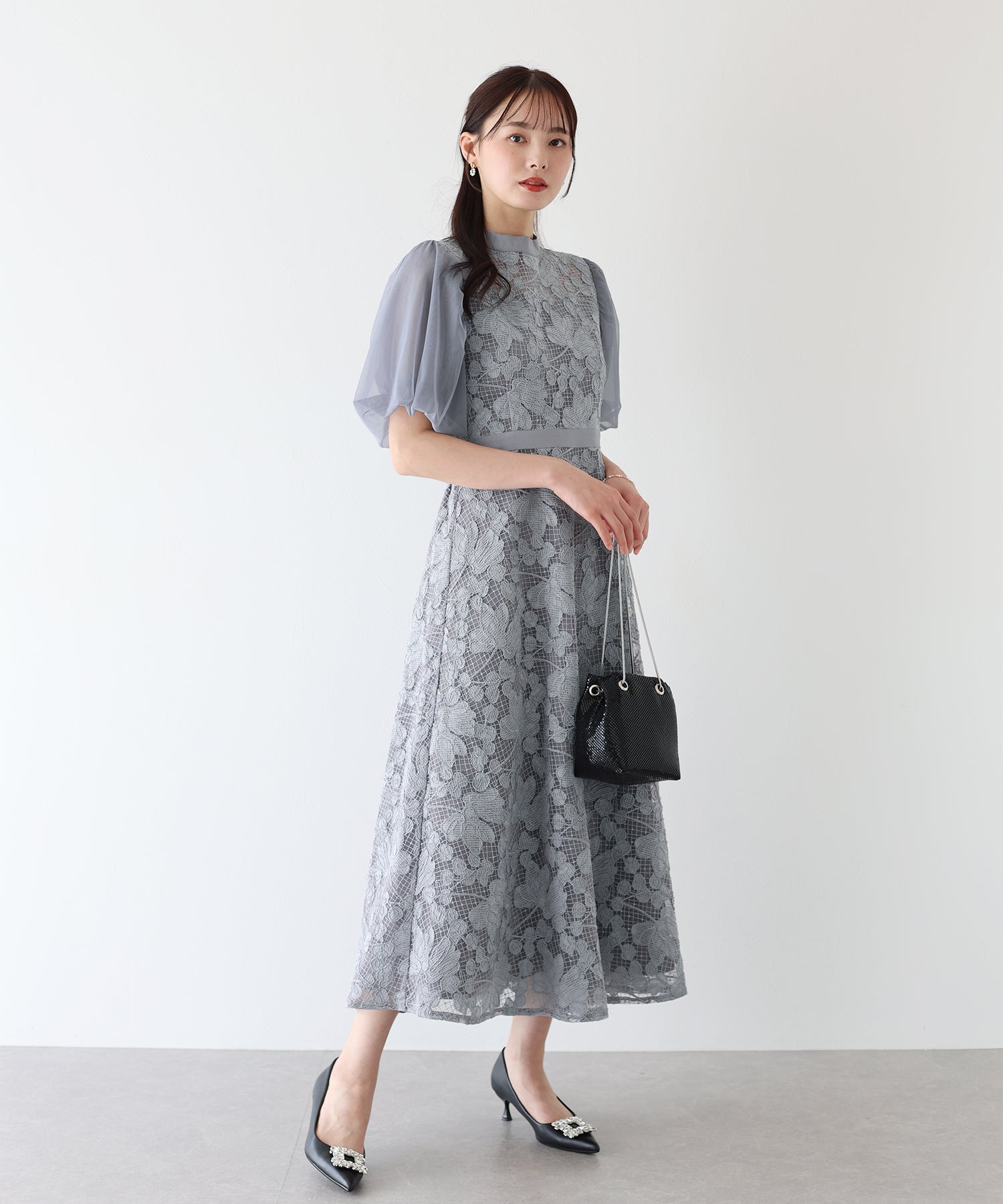 【SALE】エンブロイダリ―レースパーティードレス
