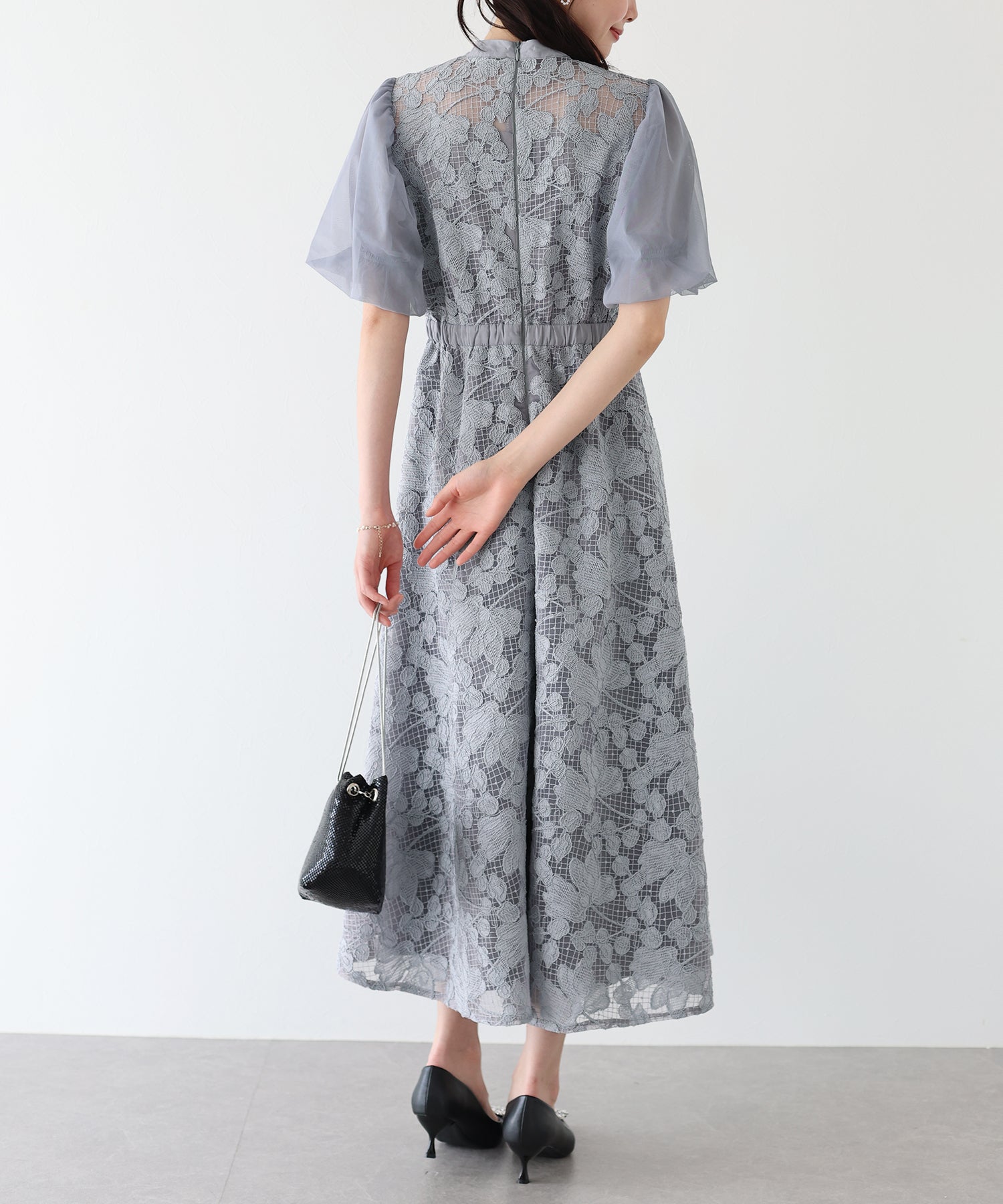 【SALE】エンブロイダリ―レースパーティードレス