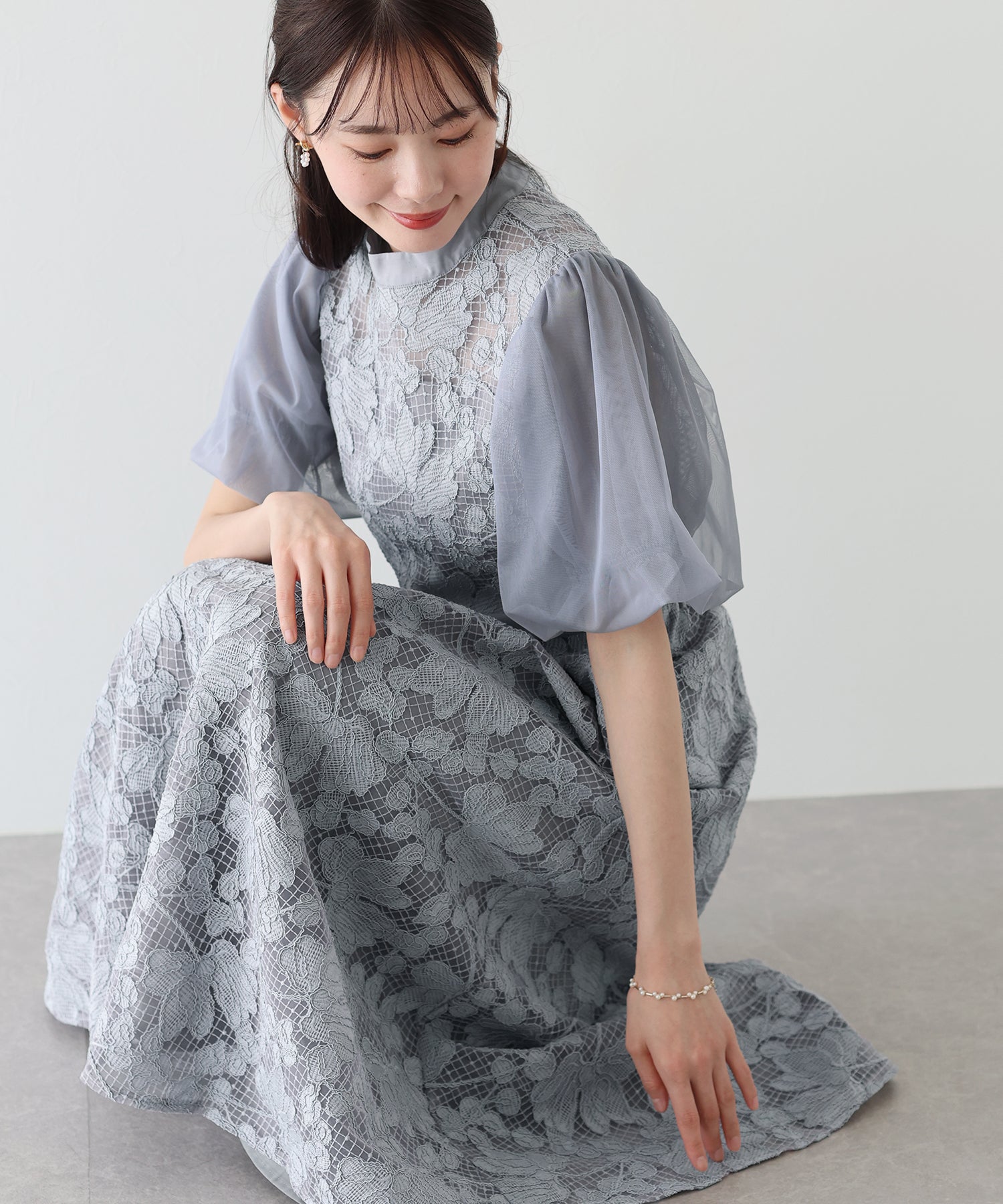 【SALE】エンブロイダリ―レースパーティードレス