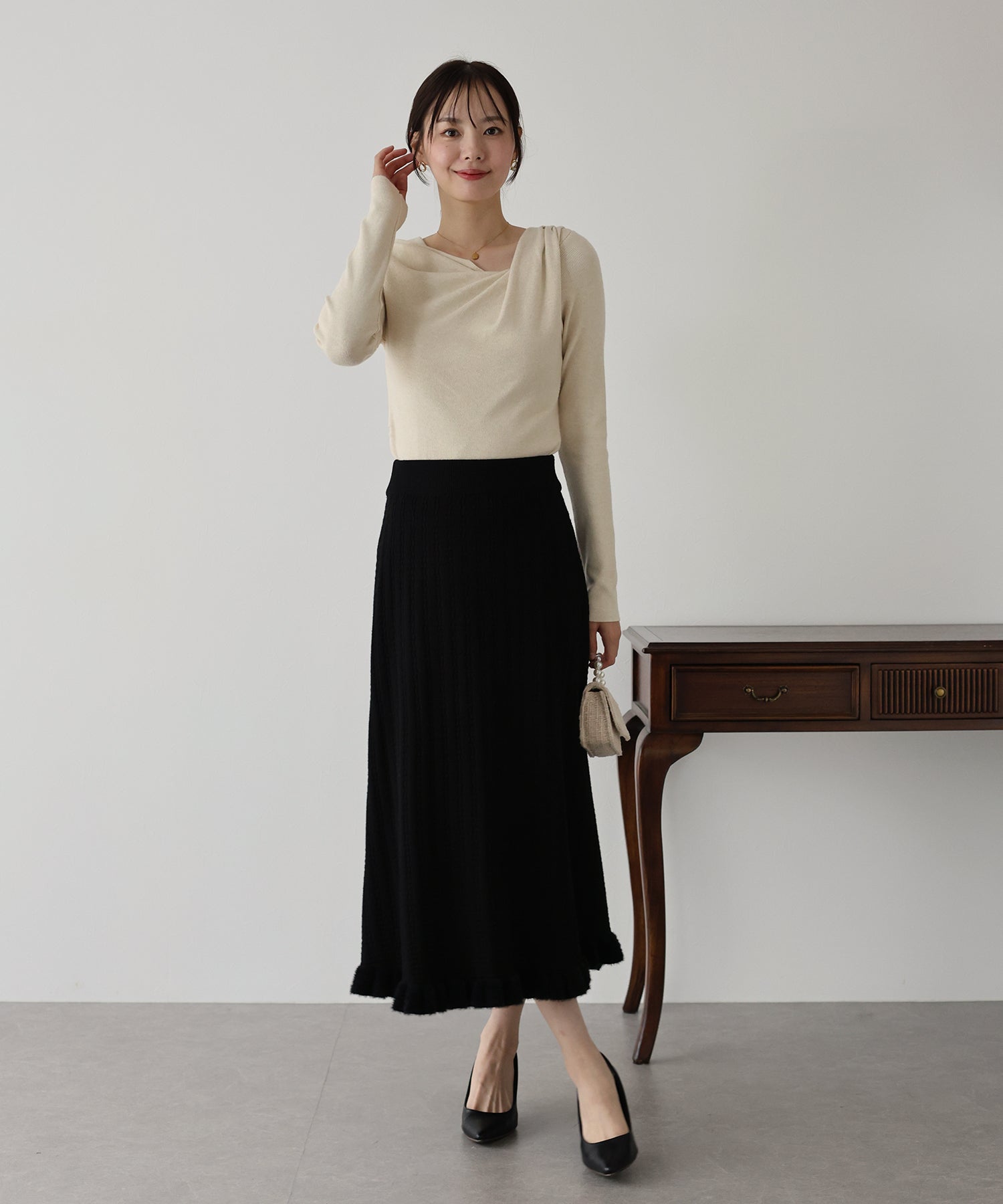 【SALE】裾フリルニットスカート