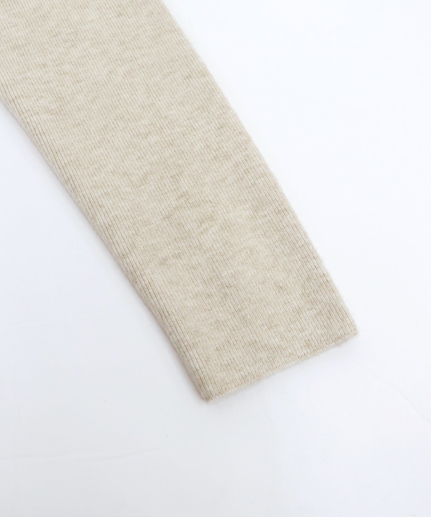 【TIME SALE】Vネックシェイプニットワンピース