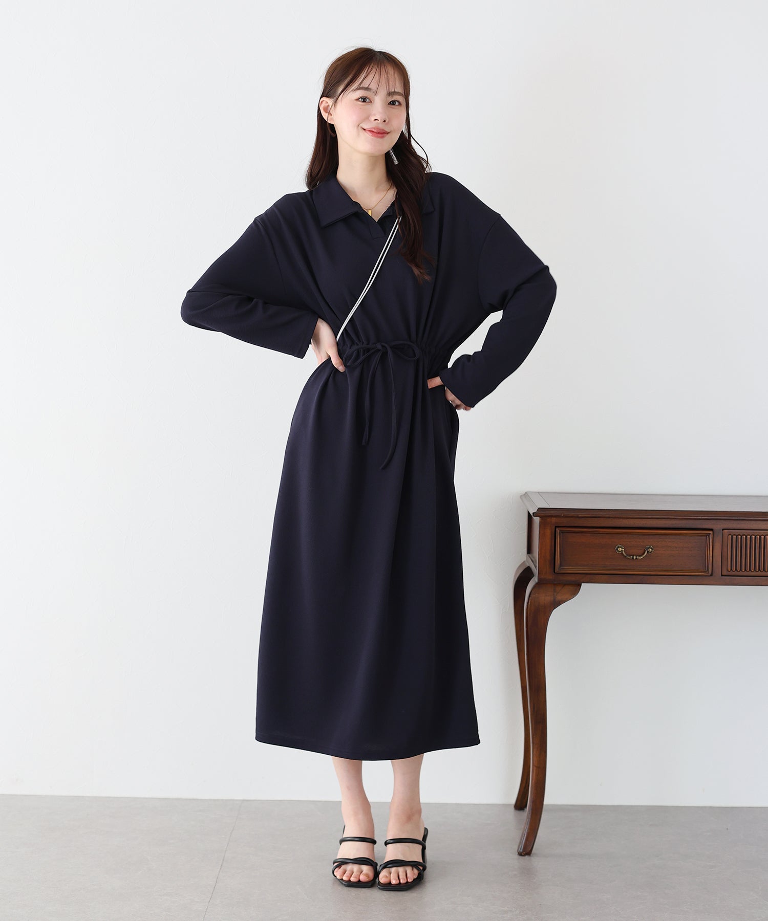 【SALE】ポロ衿ドロストワンピース