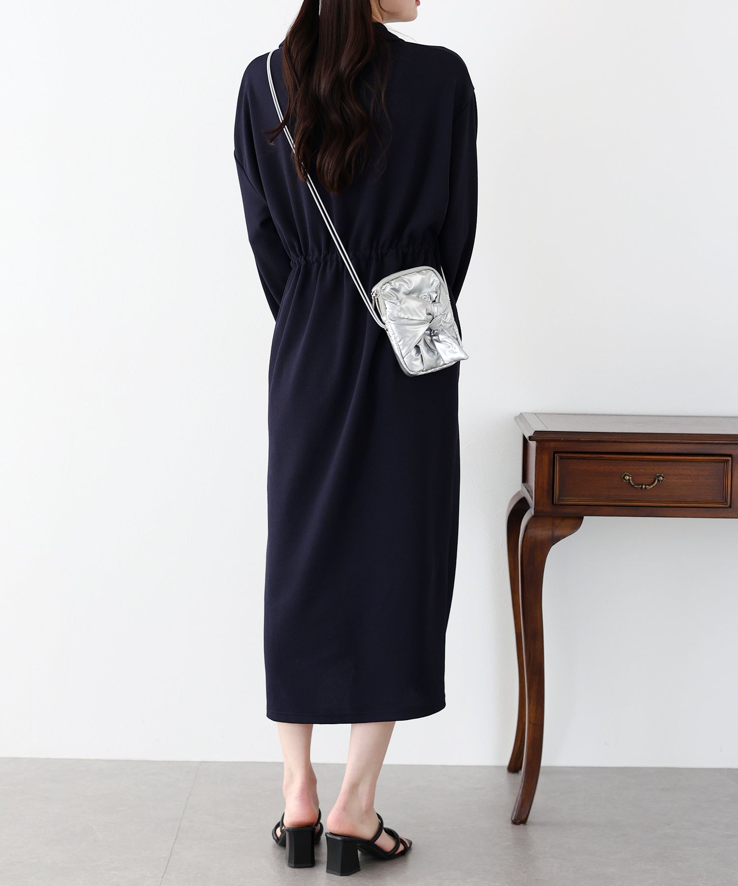 【SALE】ポロ衿ドロストワンピース