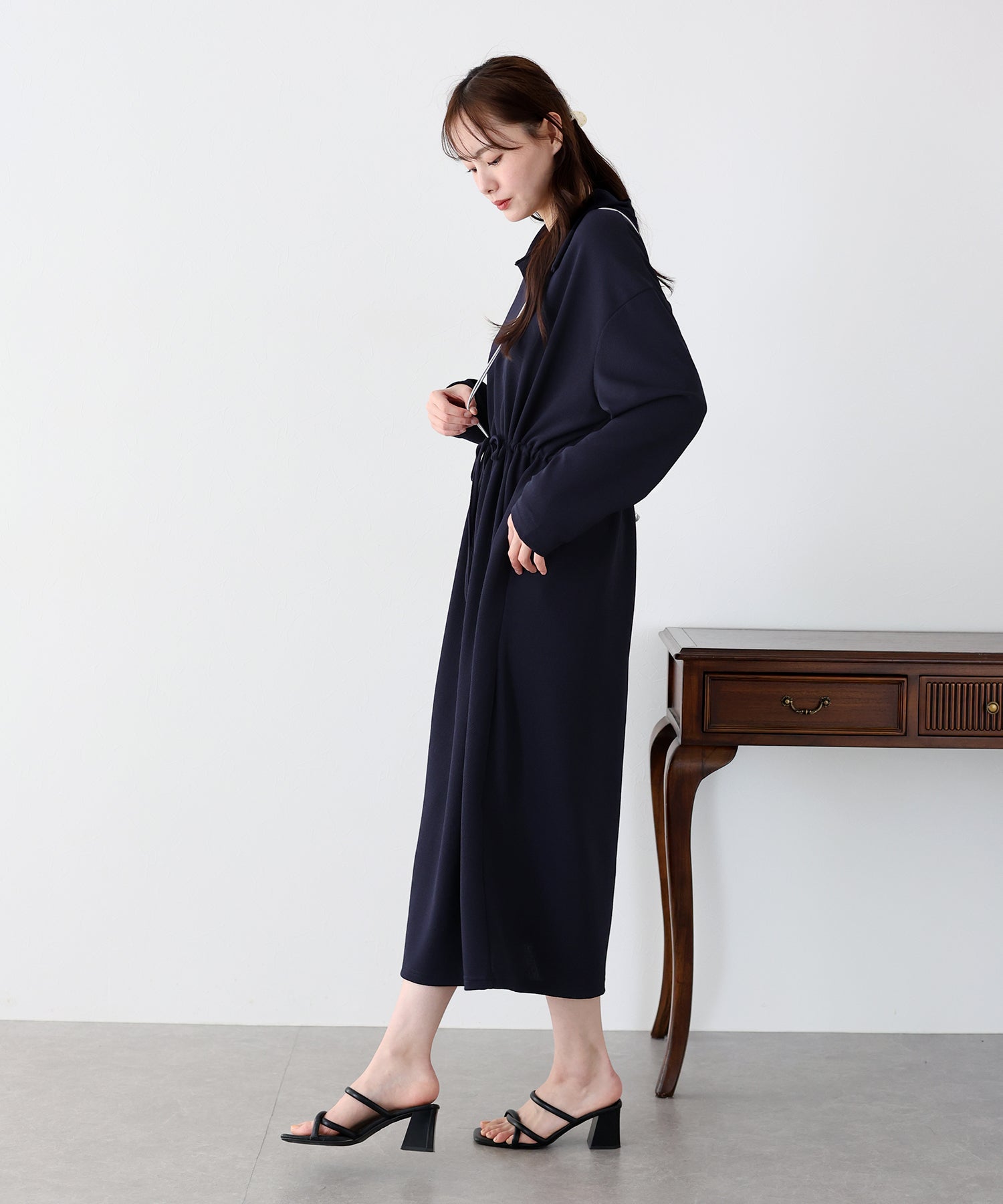 【SALE】ポロ衿ドロストワンピース