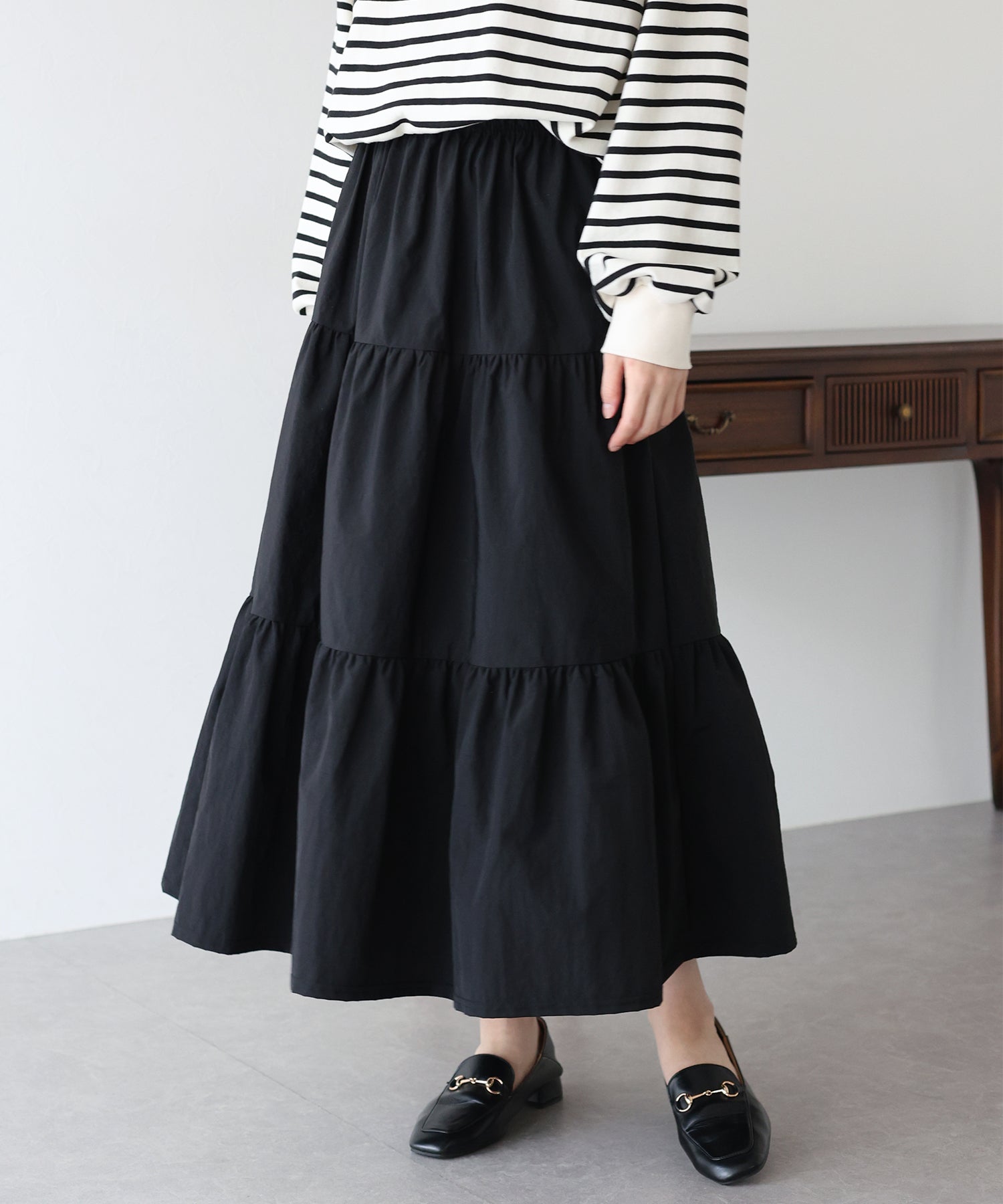 【SALE】ナイロンティアードスカート