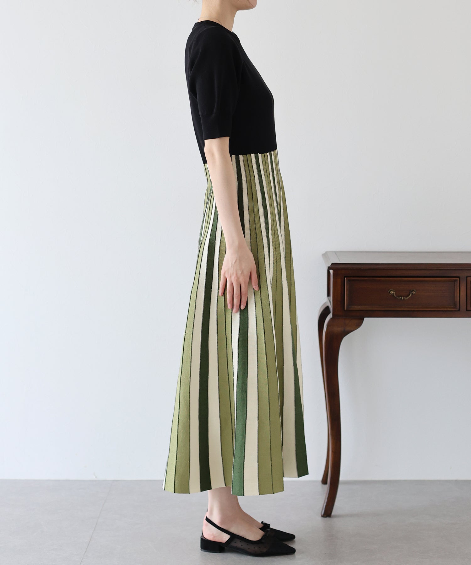 【SALE】配色ストライプニットスカートドッキングワンピース